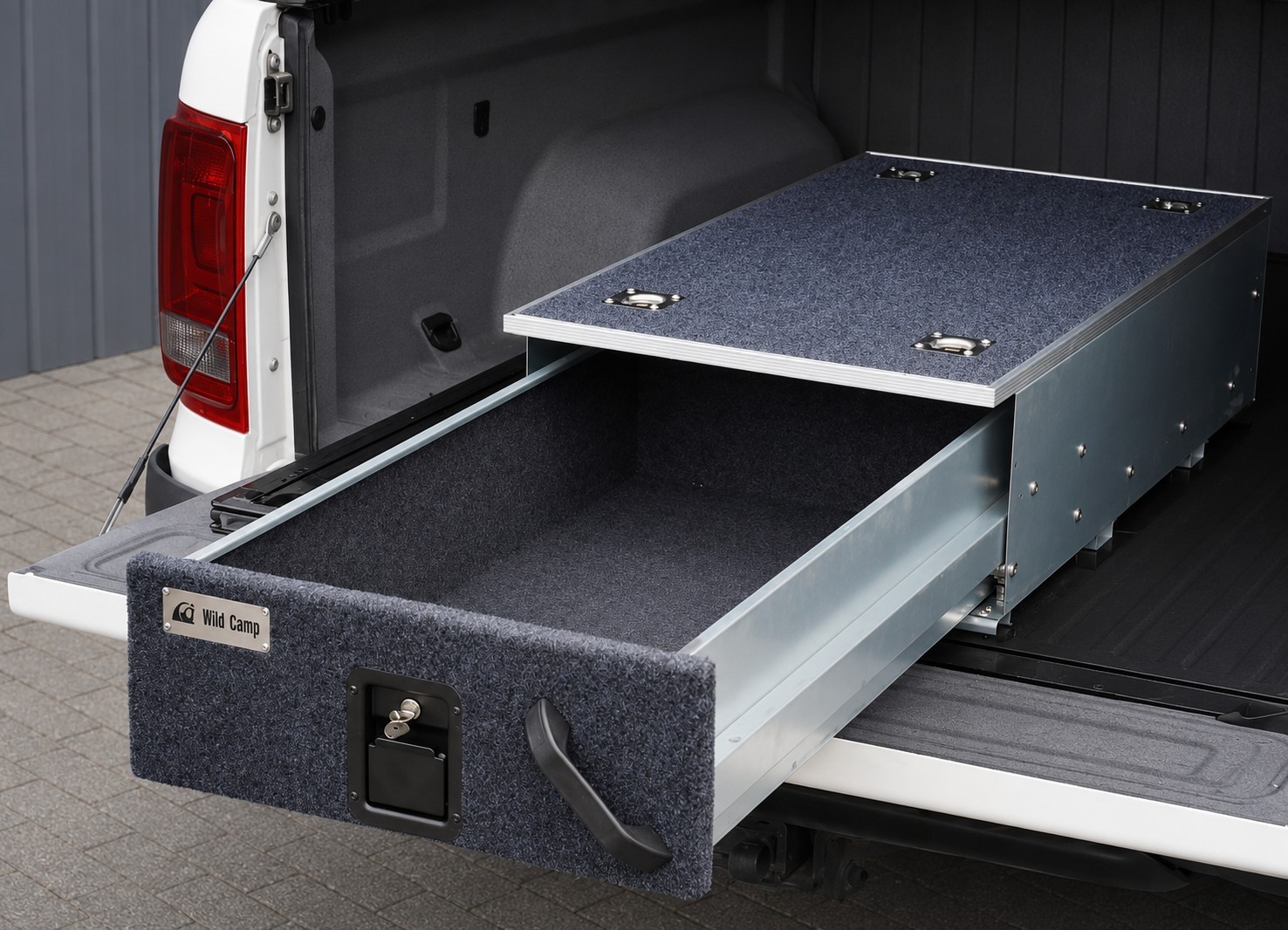 Land Cruiser 150 pakiruumi sahtlid